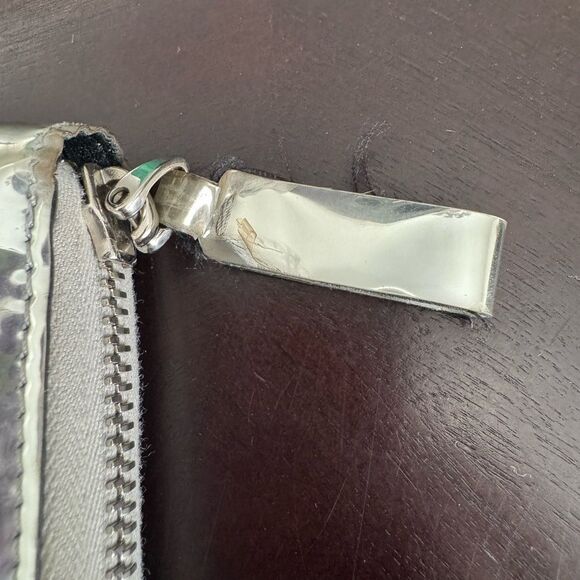 Valentino Garavani Silver Quilted Leather
Rockstud Spike Zip Around Wallet - Picture 7 of 11